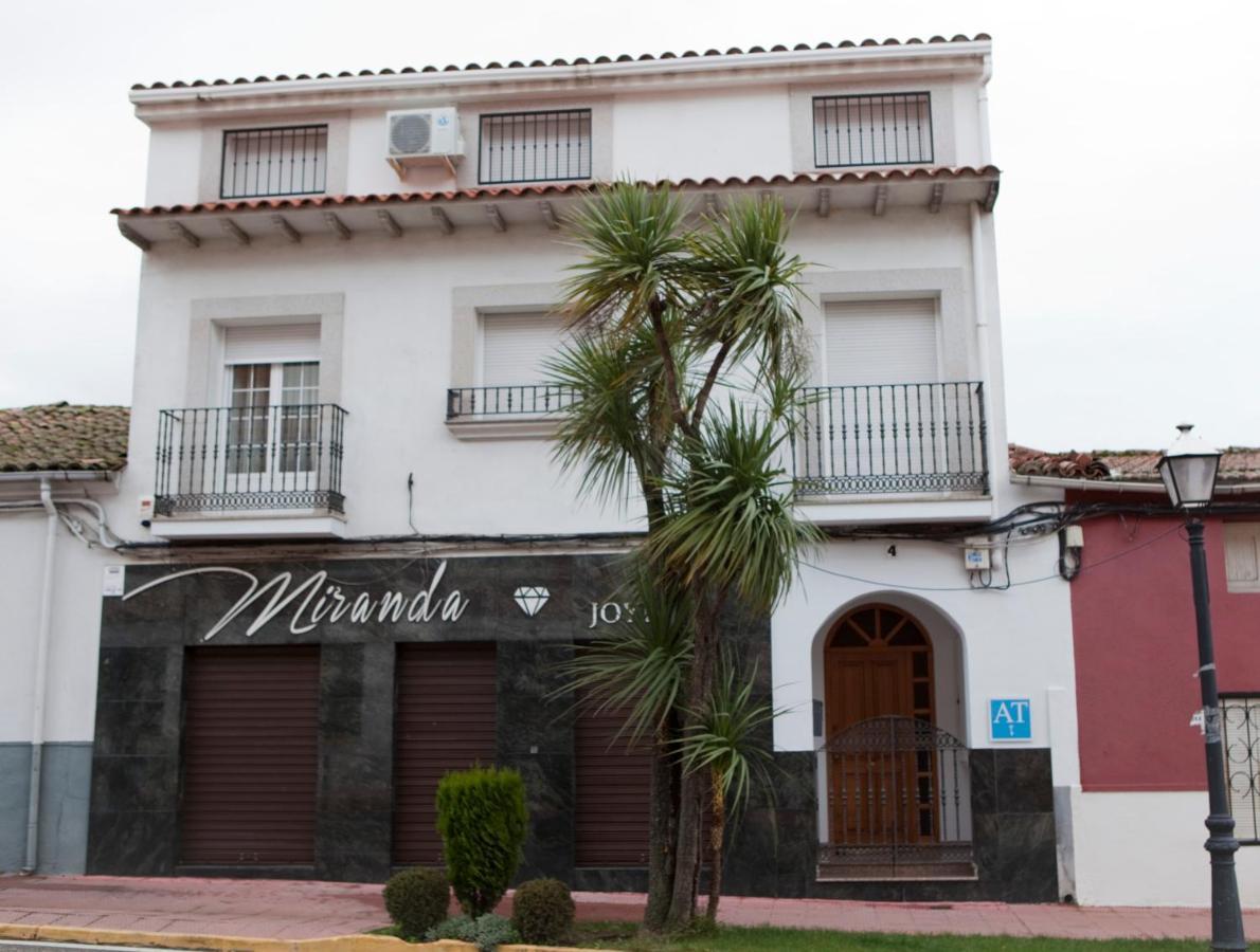Apartamentos La Relojera 2 Jarandilla de la Vera Exterior photo