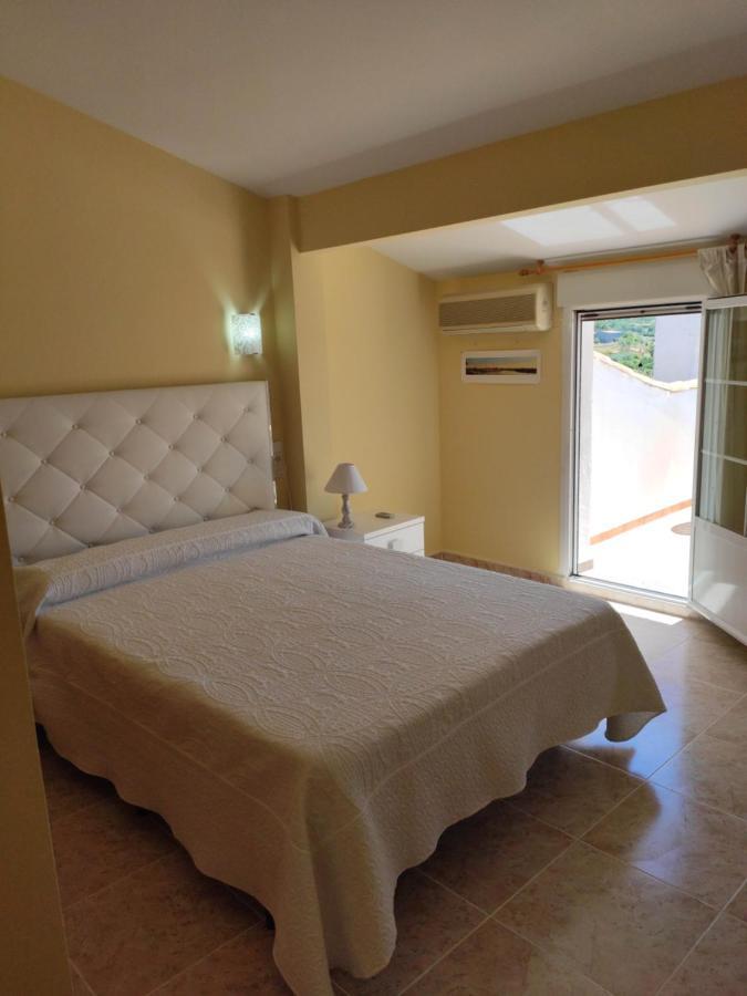Apartamentos La Relojera 2 Jarandilla de la Vera Exterior photo